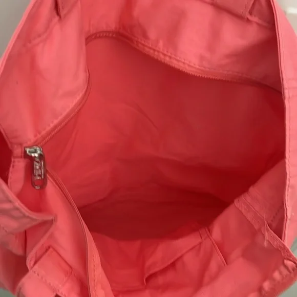 Victorias Secret Pink Zippered Tote Bag. - Picture 5 of 5